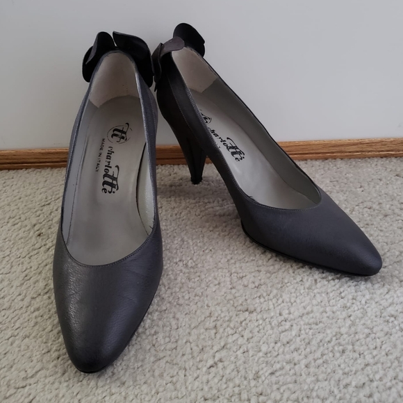 Charlotte Vintage Heels - Picture 1 of 11